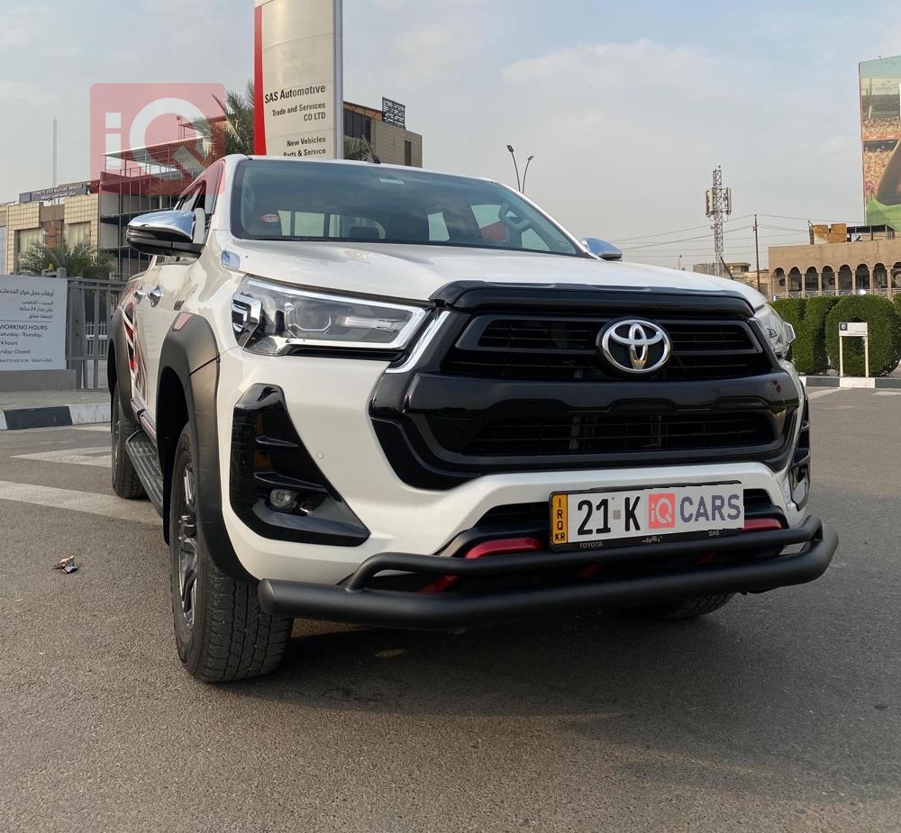 تويوتا هايلوكس